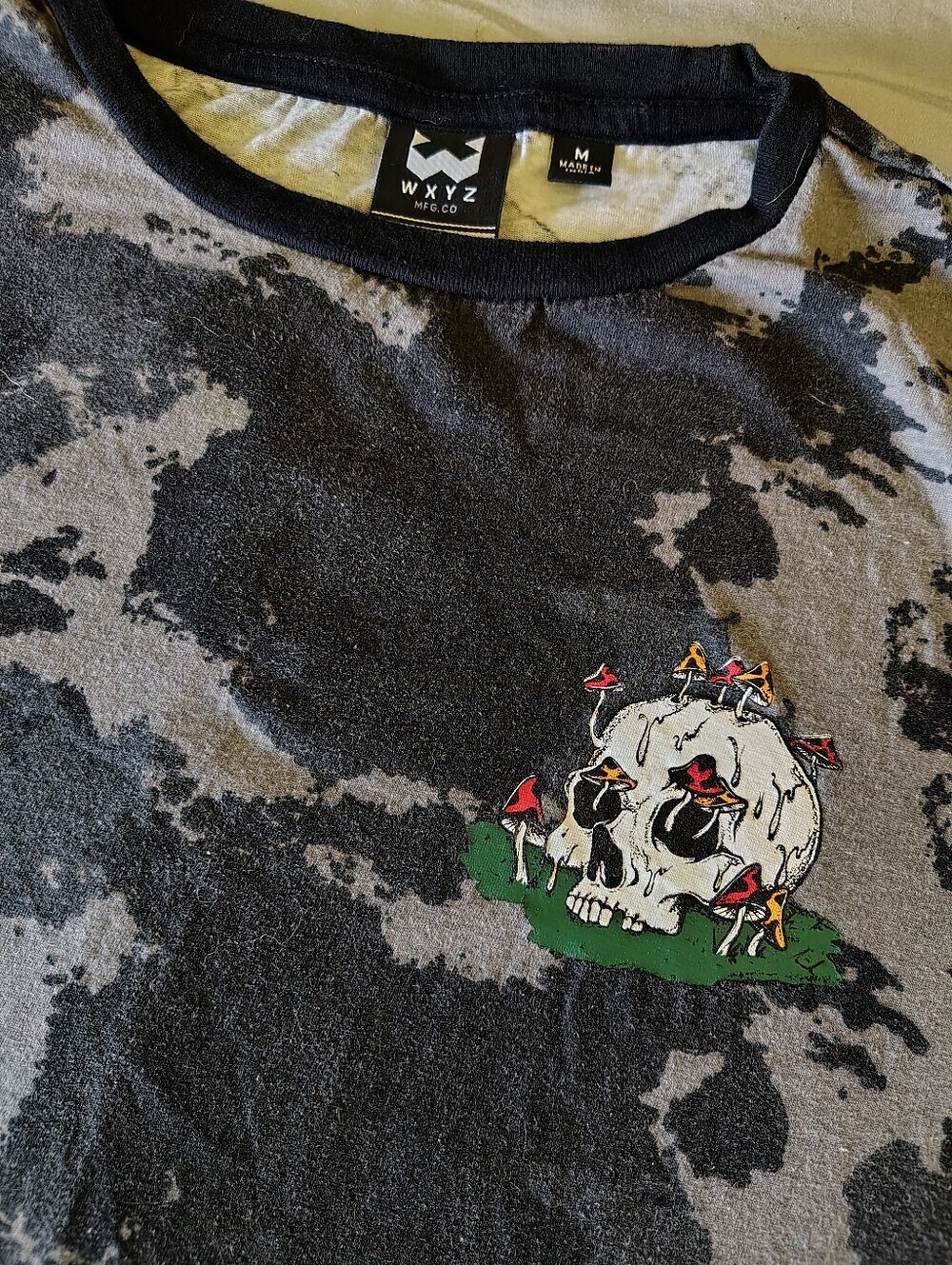 Wxyz Skull Mushroom Camo Graphic T-Shirt Mens Medium Grunge Life Death Attitude - Picture 2 of 10
